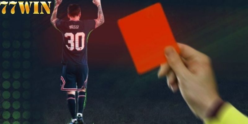 Trọng tài là một yếu tố quan trọng ảnh hưởng đến số lượng thẻ xuất hiện